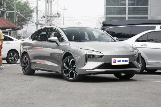 中国のエネルギー自動車 EU認定長耐性 5ドア 5席 4675*1835*1480mm
