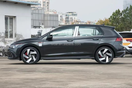 効率と電力の組み合わせ 2023 フォルクスワーゲンゴルフ GTI 最大トルク 350 Nm