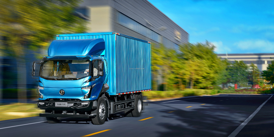 2024 FEIDIEカーズ EW5 3人座電動バン 8T トラック 革の座席と290kmの範囲