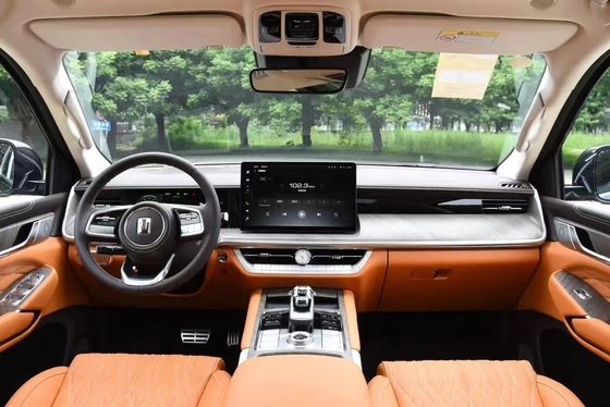 タンク 500Hi4-T A 2023 電気ステアリングシステムと300KW最大パワーを持つ中型から大型SUV