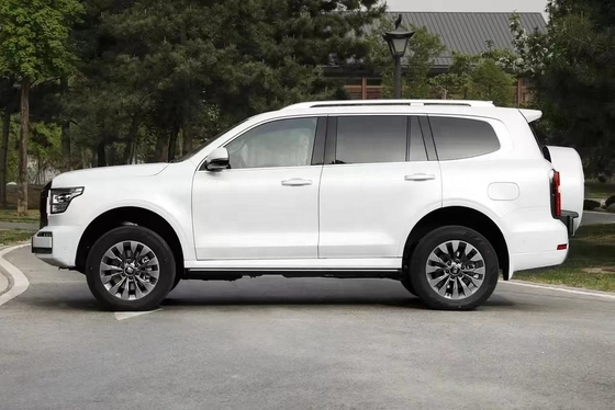 タンク 500Hi4-T A 2023 電気ステアリングシステムと300KW最大パワーを持つ中型から大型SUV