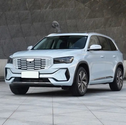 左方向車 ジーリー・シンギュエ L 車 ジーリー・モンジャロ 2.0TD スカイリムSUV ガソリン車