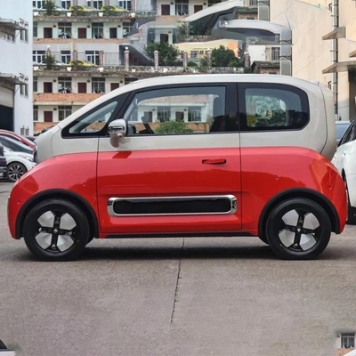 2024年 ウォーリングバオジュン キウイEV 0.5時間の充電時間を持つ人気のマイクロエネルギー車両