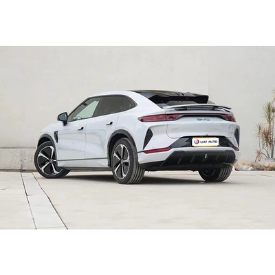 602km クルージングランス 87.04Wh バッテリー容量 BYDソング L ハンティングSUV 電動車