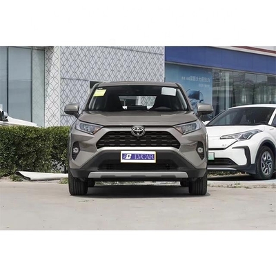 2023年 トヨタ RAV4 SUV 都市型オフロード運転の燃料効率とコスト効率