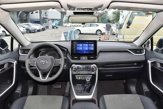 2023年 トヨタ RAV4 SUV 都市型オフロード運転の燃料効率とコスト効率
