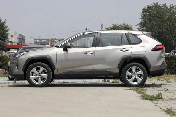 2023年 トヨタ RAV4 SUV 都市型オフロード運転の燃料効率とコスト効率