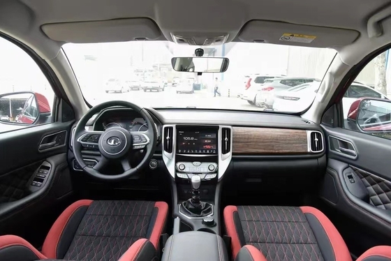 POER の メタル 屋根 レイク と エンターテインメント システム で 車 の 機能 を 向上 さ せる