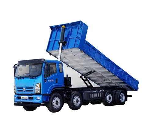 FEIDI WAW 4X2 SINOTRUCK カミングスエンジンとエンジニアリング車両カメラ付きダンプトラック