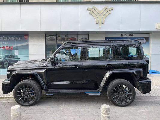 GMWタンク 300 2.0T 大型オフロードSUV 2750MMホイールベースと227PS 最大パワー