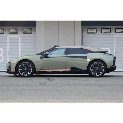 高河自動車のハイフィーZエネルギー車両で 贅沢と技術の未来を 発見