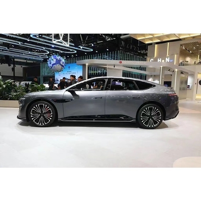 アバター122024の最先端の 高級電気SUVと 650kmの走行距離を持つスマートカー