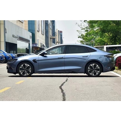 BYD シールの人気の5ドア電動スポーツセダン 310Nmトルクと長耐性