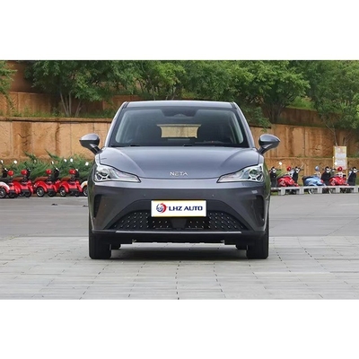 Neta V 2024 5人座電動SUV 0.5時間充電時間と高度なボディデザイン