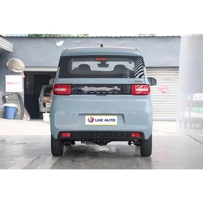 2010mmホイールベース ウーリング・ホングワン ミニEV 2ドア4人乗り マイクロカー 300kmの走行距離