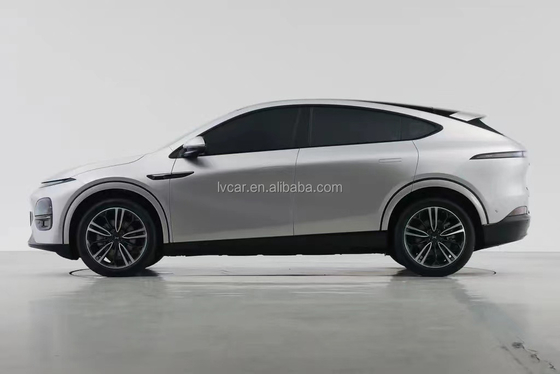 580km クルージング範囲 Xiaopeng G6 4WD 700km XPeng 電動車 5人乗り エネルギー車両 2023