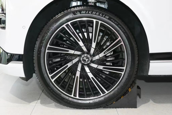 Xpeng G9SUV 570 650 702km Plus Pro Max EV 電動車 2500-3000mmホイールベース