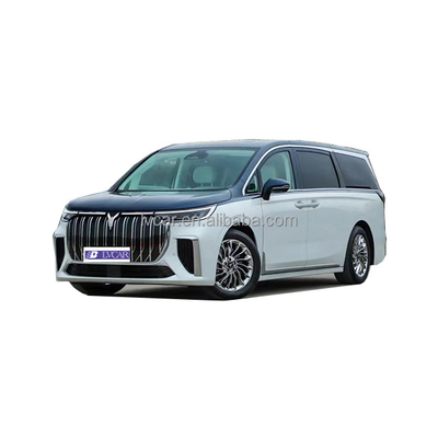 2024年 7人乗り豪華MPV 充電時間0.5時間