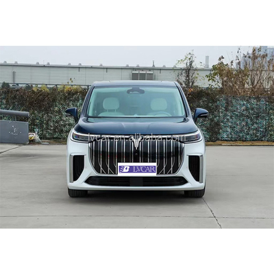 2024年 7人乗り豪華MPV 充電時間0.5時間