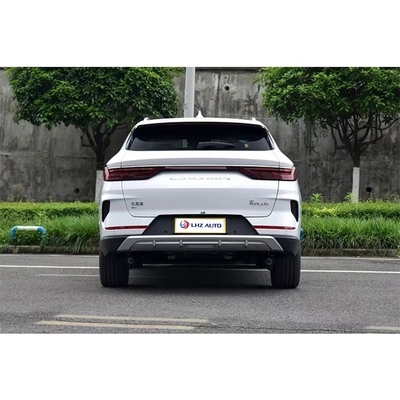 電気自動車 BYD 電動カー23と BYDソングプラス 5人乗り純電気SUV