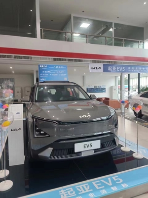 2024KIA EV5 純電気自動車SUV 64.2kWh バッテリー容量 0.45時間充電時間