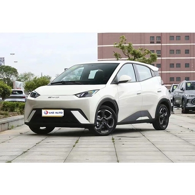 4メートルの5人座小型SUV BYD シガールミニ 405kmの走行距離と0.5時間の充電時間