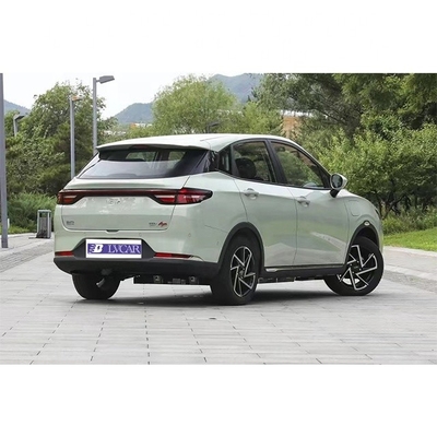 最速120km/h 左方向 耐久性・エネルギー 耐久性のある小型SUV