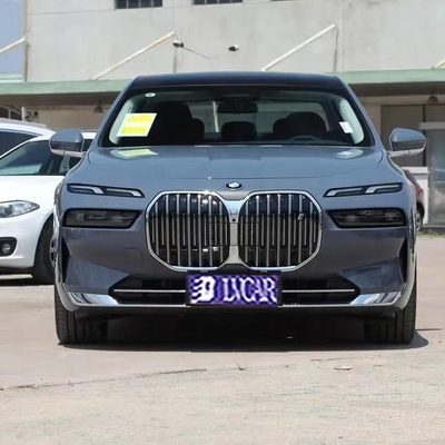 BMW I7 中古 ゼロキロメートル 電動セダン レザー LEDヘッドライト 5人座 ACC 左