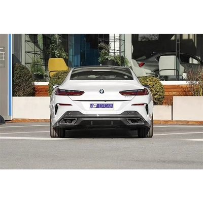 BMW 840i 2023 高馬力性能車 4ドアと電動後窓